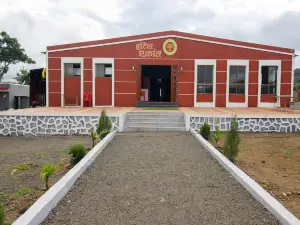 Hotel Ekant Tourist Resort AKA Ekaant Farms