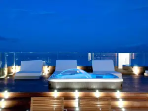Hotel Commodore