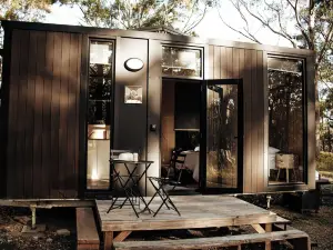 Solitary Islands Farm Tiny House by Tiny Away