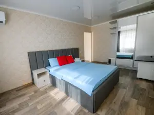 Металлургов 10
