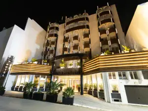 Golf Royal Hotel