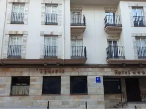 Hotel Tharsis