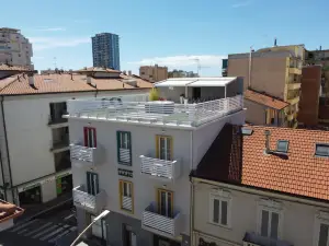 มาร์โกนี 1935 บีแอนด์บี แอนด์ ฮอลิเดย์ โฮม