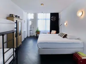 Hello I'm Local - Boutique Hostel
