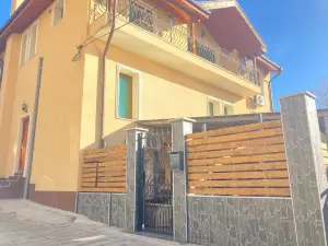 Megdana Guest House