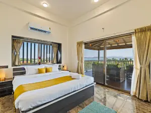 SaffronStays Mango Lakeview Villa, Nashik