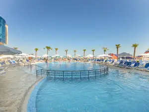 Blue Pearl Hotel