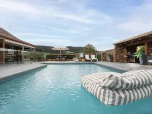 The Cottage-Gather the Crew or the Family and Prepare for Fun Times and Relaxation. Making Memories