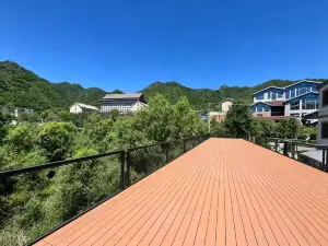 Weilu Yehua Hot Spring Guild Hall
