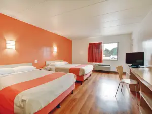 Motel 6 Seekonk, MA  Providence East