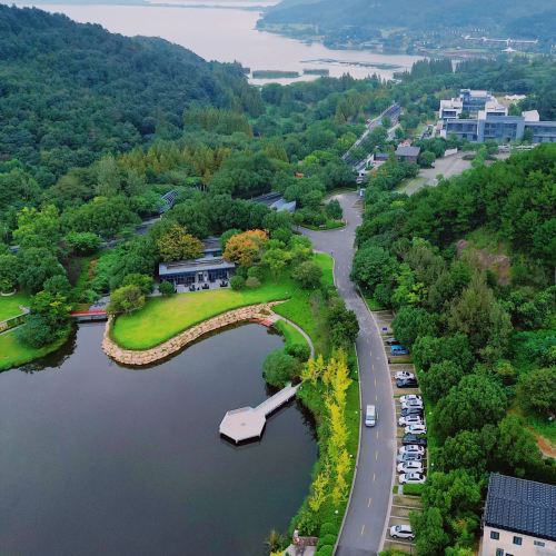 宁波东钱湖华侨豪生大酒店(泉悦楼)2天1晚套餐