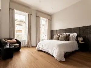 Moment Blythswood St