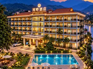 Vang Vieng Lisha the Grand Riverside Hotel--Nam song River Views from Your Balcony