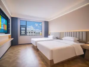 Qianyue Elegant Residence | AWAKENING · ETHEREA Zero Pressure Design Hotel (Baofeng Railway Station)