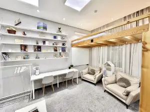 The ALL-in-ONE LOFT | Airport Pickup Available