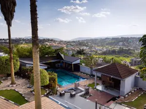 Poolside View Guesthouse
