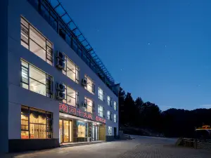 南河十大碗君萊民宿（天堂寨風景區店）