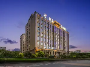 Licheng Huasheng Hotel (Urumqi Shuimogou Scenic Area Hot Spring East Road Branch)