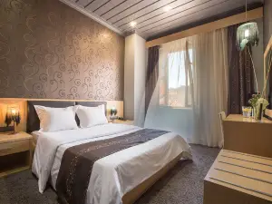 Aion Luxury Hotel