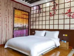 泊悦唯愛ホテル（蔡家坡バスターミナル）
