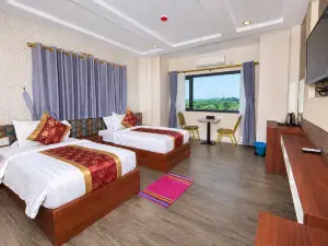 H Plus Hotel Yangon