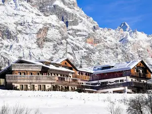 Rosapetra Spa Resort