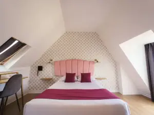 Little Hotel