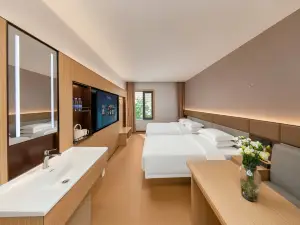 Haishang Shiju Hotel (Nanjing Xinjiekou Deji Plaza)