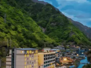โรงแรมบ่อน้ำพุร้อนรีแลกซ์ซี ลี่กวน·ฮิดเดนเวิลด์ (สาขา พื้นที่ทิวทัศน์ปี้เผิงโกว)