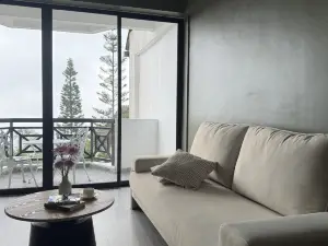 The Hill at Fraser Hill (Suite 33)