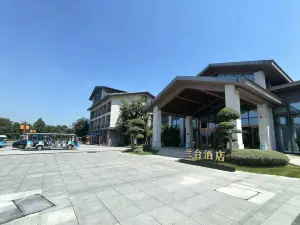 Xiantao Lantai Hotel (Mianyang Town Scenic Area)