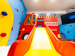 Toyfun Hotel