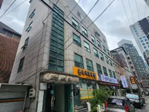 STAYWITH Sinchon