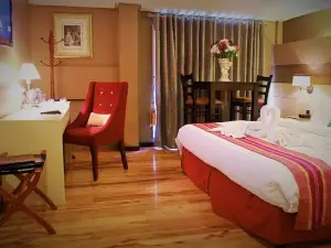 Ciudad Fernandina Hotel