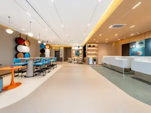 Home Inn Hotel (Zhalantun Pedestrian Street)