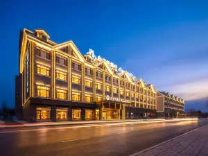 Magnolia Business Hotel (Changbai Mountain West Station Songjiang River Branch)