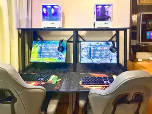 輕葉電競民宿（龍巖武平店）