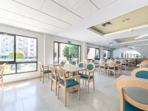奧羅港口景觀酒店
