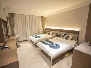 LIN YU SHAN JU MIN SU HOTEL