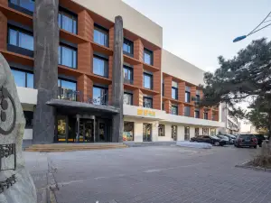 秦皇島金夢海灣凈湖酒店（東北大學店）