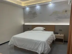 萬載夢影輕奢酒店（工業園店）
