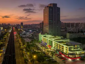 Baoju Hotel, Haikou (Longhu District light-year hotel, West high-speed rail station)