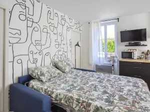 2BR 500sq Comic Spirit comfy feel like home