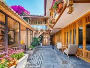 Sunrise_Zhaohui Senshi Secret Garden Courtyard