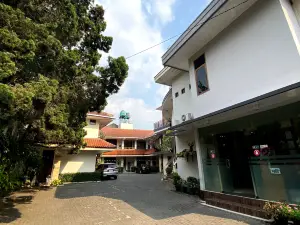 Pilatus Hotel Bandung