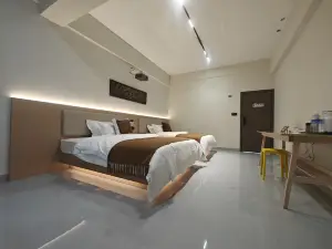 Yunshangju Smart Homestay (Pu'er Station)