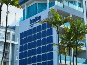 GrandBlue Resort & Beachclub