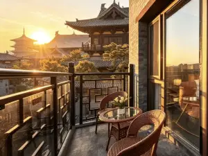 Pusu · Manlu | Wood Shadow and Time | Shi Guan Lou Courtyard