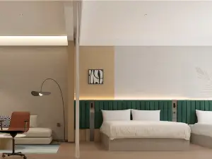 Human Nature Lodge