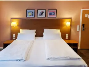 Garner Hotel STUTTGART CITY CENTRE by IHG